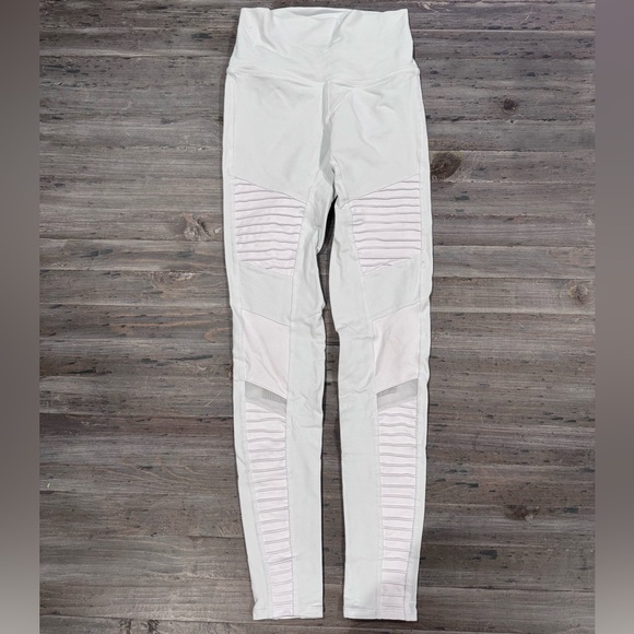 ALO Yoga Pants - ALO Yoga White High-Waisted Moto Leggings with Ribbed Detail